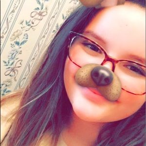 Meet your Posher, Maddie